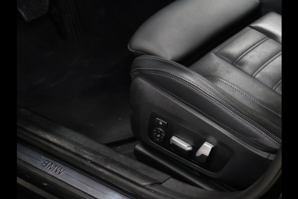 BMW 3 Serie Touring 320e Sport NW TYPE [TREKHAAK INKLAPBAAR, MEMORY SEATS, APPLE CARPLAY, ANDROID, LEDVERLICHTING, CAMERA, STOELVERWARMING, VOL LEDER, CRUISE, CLIMATE, NIEUWSTAAT]