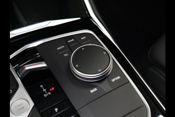 BMW 3 Serie Touring 320e Sport NW TYPE [TREKHAAK INKLAPBAAR, MEMORY SEATS, APPLE CARPLAY, ANDROID, LEDVERLICHTING, CAMERA, STOELVERWARMING, VOL LEDER, CRUISE, CLIMATE, NIEUWSTAAT]