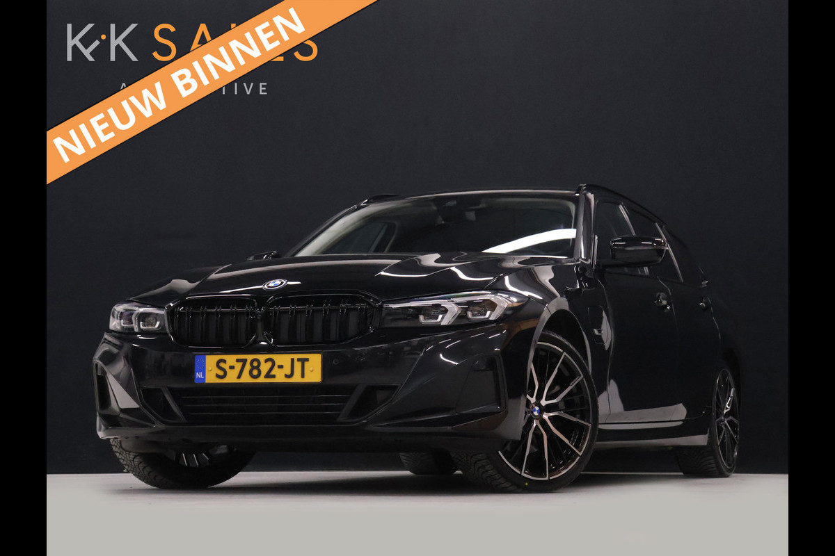 BMW 3 Serie Touring 320e Sport NW TYPE [TREKHAAK INKLAPBAAR, MEMORY SEATS, APPLE CARPLAY, ANDROID, LEDVERLICHTING, CAMERA, STOELVERWARMING, VOL LEDER, CRUISE, CLIMATE, NIEUWSTAAT]