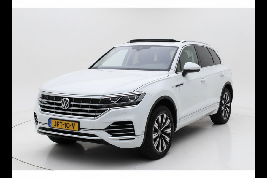 Volkswagen Touareg 3.0 TSi eHybrid ATMOSPHERE 4MOTION TREKHAAK/HEAD-UP/PANORAMADAK