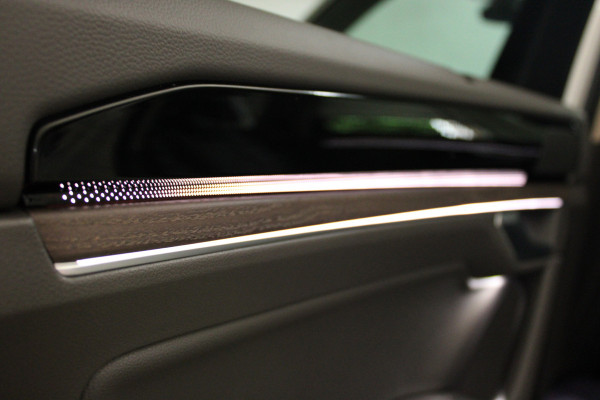 Volkswagen Touareg 3.0 TSi eHybrid ATMOSPHERE 4MOTION TREKHAAK/HEAD-UP/PANORAMADAK