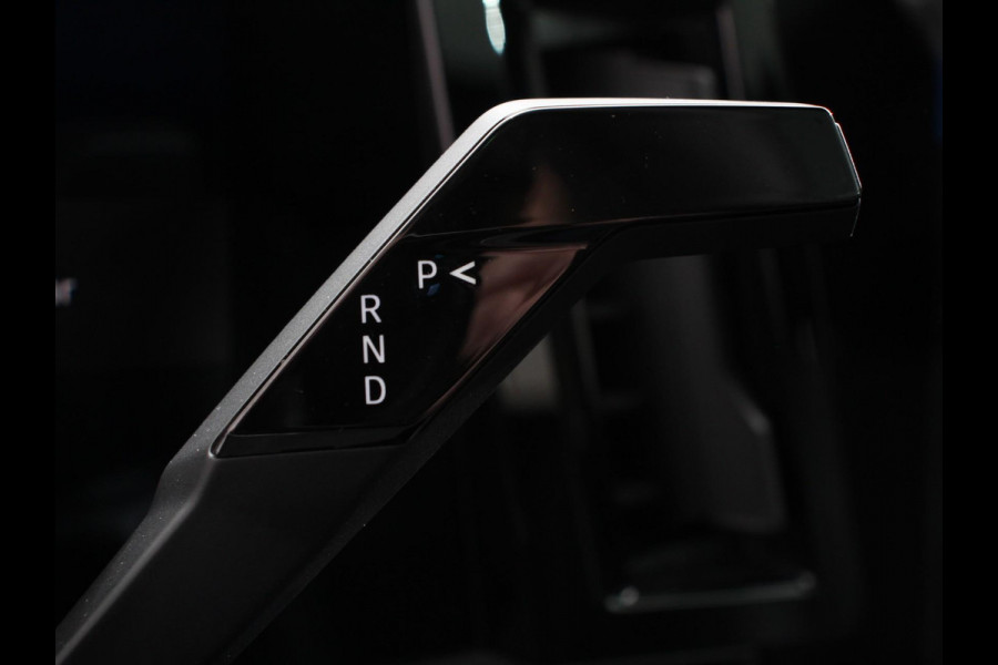 Renault Austral 1.3 mild hybrid 160 X-Tronic Demo! | Climate control | Cruise Control adaptief | Panorama dak | LED | Navigatie Sfeerverlichting Elektrische achterklep Stoel + stuurverwarming | 360* camera | Premium audio Arkamys