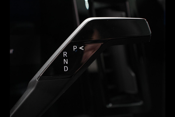 Renault Austral 1.3 mild hybrid 160 X-Tronic Demo! | Climate control | Cruise Control adaptief | Panorama dak | LED | Navigatie Sfeerverlichting Elektrische achterklep Stoel + stuurverwarming | 360* camera | Premium audio Arkamys