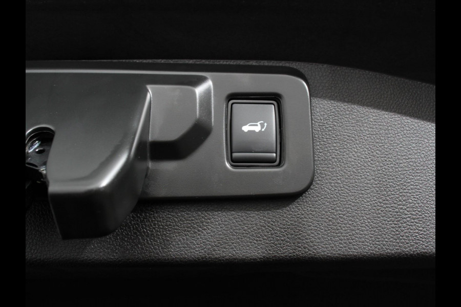 Renault Austral 1.3 mild hybrid 160 X-Tronic Demo! | Climate control | Cruise Control adaptief | Panorama dak | LED | Navigatie Sfeerverlichting Elektrische achterklep Stoel + stuurverwarming | 360* camera | Premium audio Arkamys