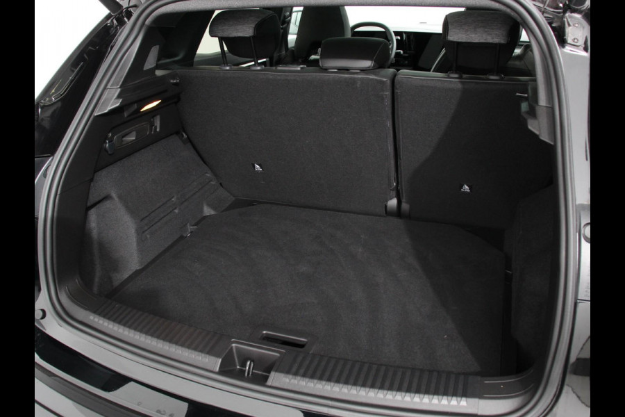 Renault Austral 1.3 mild hybrid 160 X-Tronic Demo! | Climate control | Cruise Control adaptief | Panorama dak | LED | Navigatie Sfeerverlichting Elektrische achterklep Stoel + stuurverwarming | 360* camera | Premium audio Arkamys