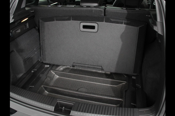 Renault Austral 1.3 mild hybrid 160 X-Tronic Demo! | Climate control | Cruise Control adaptief | Panorama dak | LED | Navigatie Sfeerverlichting Elektrische achterklep Stoel + stuurverwarming | 360* camera | Premium audio Arkamys