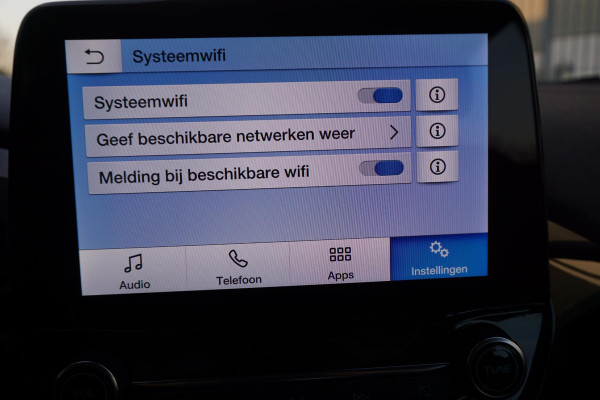 Ford Fiesta 1.0 EcoB.95PK Titanium Navigatie via AppleCarplay/ Parkeersensoren/December 2020.