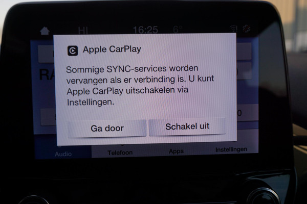 Ford Fiesta 1.0 EcoB.95PK Titanium Navigatie via AppleCarplay/ Parkeersensoren/December 2020.