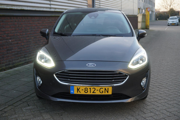 Ford Fiesta 1.0 EcoB.95PK Titanium Navigatie via AppleCarplay/ Parkeersensoren/December 2020.