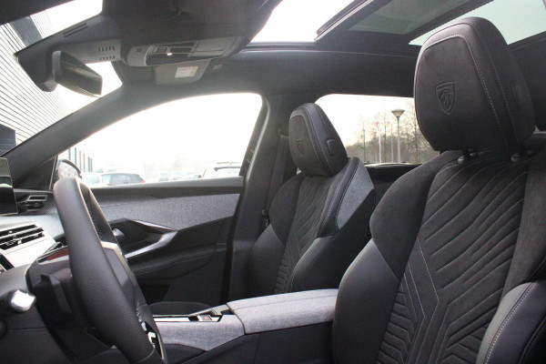 Peugeot 5008 1.6 plug-in Hybrid 195PK GT EXCLUSIVE 7 PERSOONS | PANORAMISCH SCHUIF/KANTEL DAK | FOCAL AUDIO SYSTEM | TREKHAAK MET AFNEEMBARE KOGEL | ELEKTRISCH BEDIENBARE VOORSTOELEN MET GEHEUGEN/MASSAGE FUNCTIE | STOEL/STUUR VERWARMING | NAVIGATIE | DRAADLOZE APPLE CARPLAY/ANDROID AUTO | FULL LED MATRIX KOPLAMPEN | 19" LICHTMETALEN VELGEN | ELEKTRISCH BEDIENBARE ACHTERKLEP | SFEER VERLICHTING | 360° CAMERA | DODEHOEK DETECTIE | KEYLESS ENTRY/START | 7,4KW ONBOARD CHARGER |