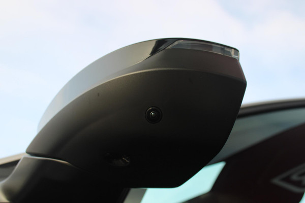 Peugeot 5008 1.6 plug-in Hybrid 195PK GT EXCLUSIVE 7 PERSOONS | PANORAMISCH SCHUIF/KANTEL DAK | FOCAL AUDIO SYSTEM | TREKHAAK MET AFNEEMBARE KOGEL | ELEKTRISCH BEDIENBARE VOORSTOELEN MET GEHEUGEN/MASSAGE FUNCTIE | STOEL/STUUR VERWARMING | NAVIGATIE | DRAADLOZE APPLE CARPLAY/ANDROID AUTO | FULL LED MATRIX KOPLAMPEN | 19" LICHTMETALEN VELGEN | ELEKTRISCH BEDIENBARE ACHTERKLEP | SFEER VERLICHTING | 360° CAMERA | DODEHOEK DETECTIE | KEYLESS ENTRY/START | 7,4KW ONBOARD CHARGER |