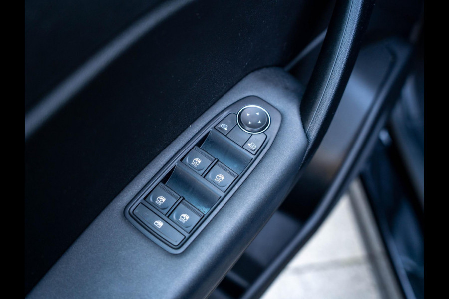 Renault Captur 1.0 TCe 90 Evolution / Keyless / Cruise / DAB+ / Carplay / Navi