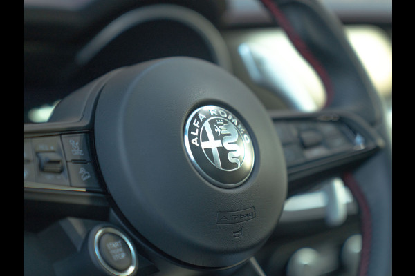 Alfa Romeo Stelvio 2.0T GME AWD Competizione 280pk | Pano-dak | 21 inch | Harman/Kardon | LED-Matrix loods