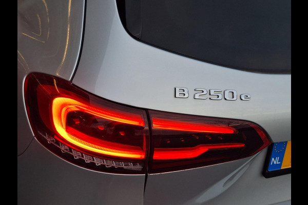 Mercedes-Benz B-Klasse 250 e Business Solution AMG Limited | Pano | AMG pack | Digt Dash |