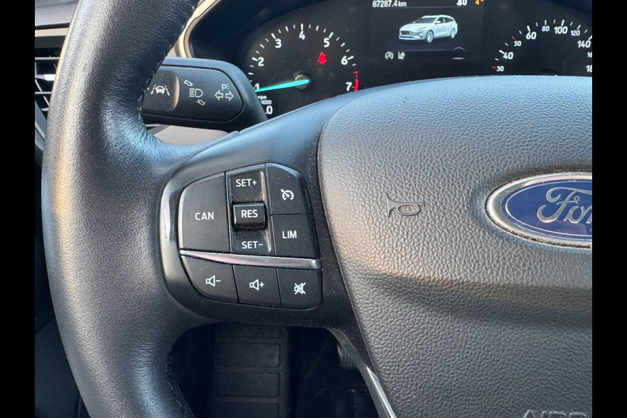 Ford FOCUS Wagon 1.0 EcoBoost TREND EDITION BUSINESS TREKHAAK/NAVI/CARPLAY