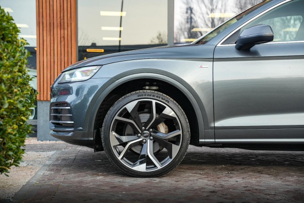 Audi Q5 55 TFSI e quattro Competition Panoramadak Leer 22"LM