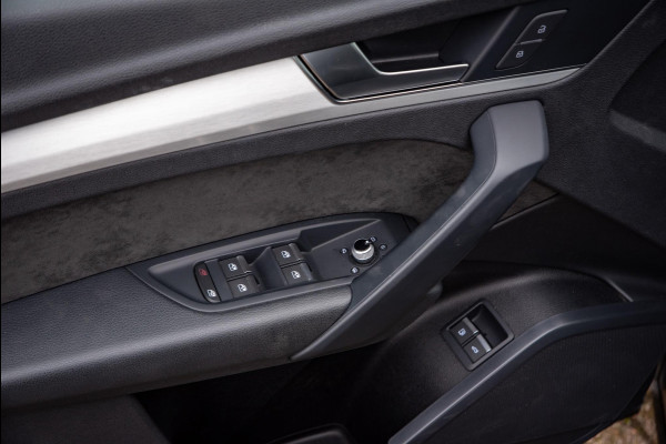 Audi Q5 55 TFSI e quattro Competition Panoramadak Leer 22"LM