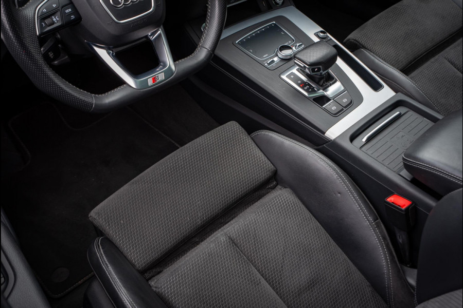 Audi Q5 55 TFSI e quattro Competition Panoramadak Leer 22"LM