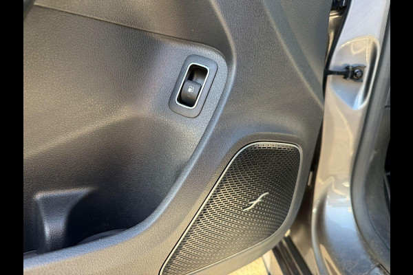 Mercedes-Benz A-Klasse 250 e Business Solution AMG Limited BOMVOL! | PANO | BURMESTER| MEMORY STOELEN| ELEK. TREKHAAK| ADAP. CRUISE/ DISTRONIC | SFEERVERLICHTING | All season banden |