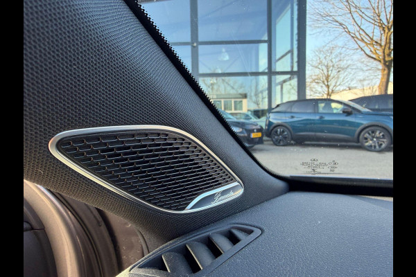 Mercedes-Benz A-Klasse 250 e Business Solution AMG Limited BOMVOL! | PANO | BURMESTER| MEMORY STOELEN| ELEK. TREKHAAK| ADAP. CRUISE/ DISTRONIC | SFEERVERLICHTING | All season banden |