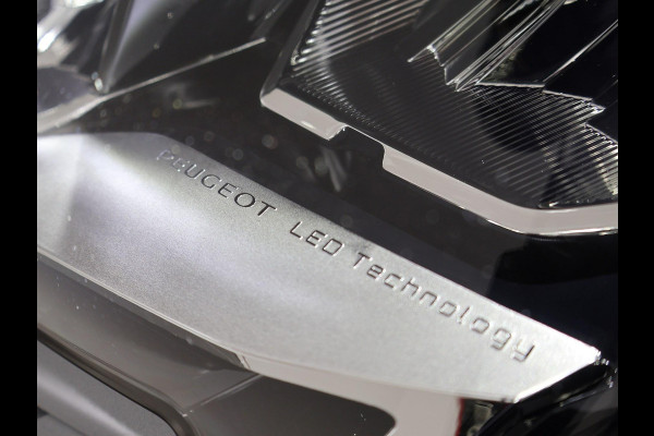 Peugeot 3008 1.6 HYbrid 225 PK PHEV ALLURE PACK + 19 INCH | ADAPTIVE CRUISE | CAMERA | NAVIGATIE | CARPLAY