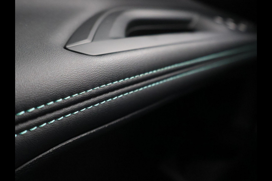 Peugeot 3008 1.6 HYbrid 225 PK PHEV ALLURE PACK + 19 INCH | ADAPTIVE CRUISE | CAMERA | NAVIGATIE | CARPLAY