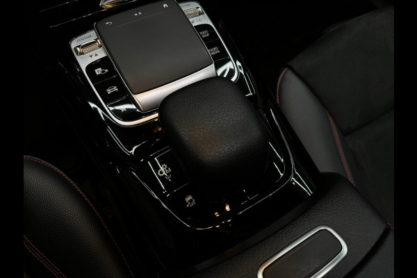 Mercedes-Benz A-Klasse AMG 35 4MATIC Pano|Aero|Sfeer|Night