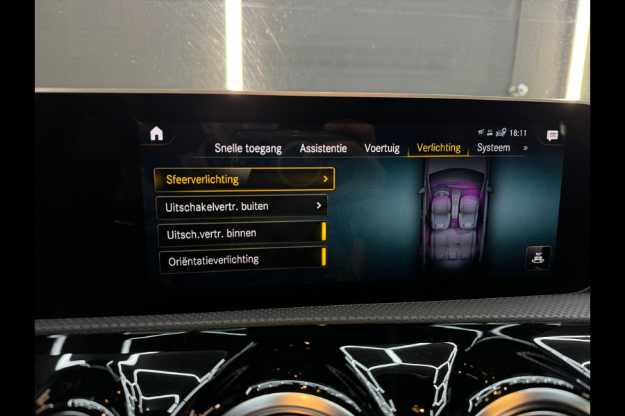 Mercedes-Benz A-Klasse AMG 35 4MATIC Pano|Aero|Sfeer|Night