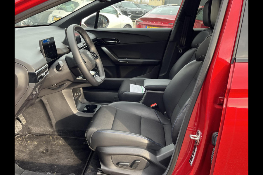 MG Mg4 electric 64 kWh Luxury LONG RANGE | SOH 98%|15.000KM! | DEALER ONDERHOUDEN| 7 JAAR GARANTIE BIJ MG| SUPER COMPLETE AUTO| RONDOMZICHT CAMERA| STOEL+ STUUR VERWARMING| DODE HOEK