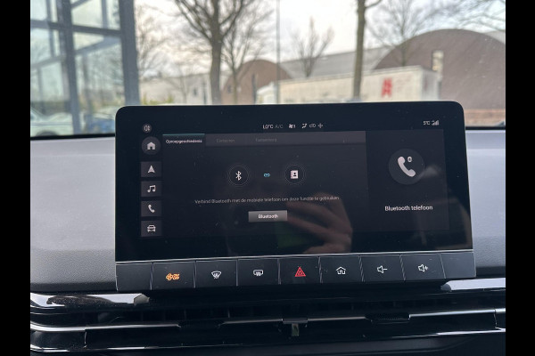 MG MG4 64 kWh Luxury LONG RANGE | SOH 97%|18.000KM! | DEALER ONDERHOUDEN| 7 JAAR GARANTIE BIJ MG| SUPER COMPLETE AUTO| RONDOMZICHT CAMERA| STOEL+ STUUR VERWARMING| DODE HOEK