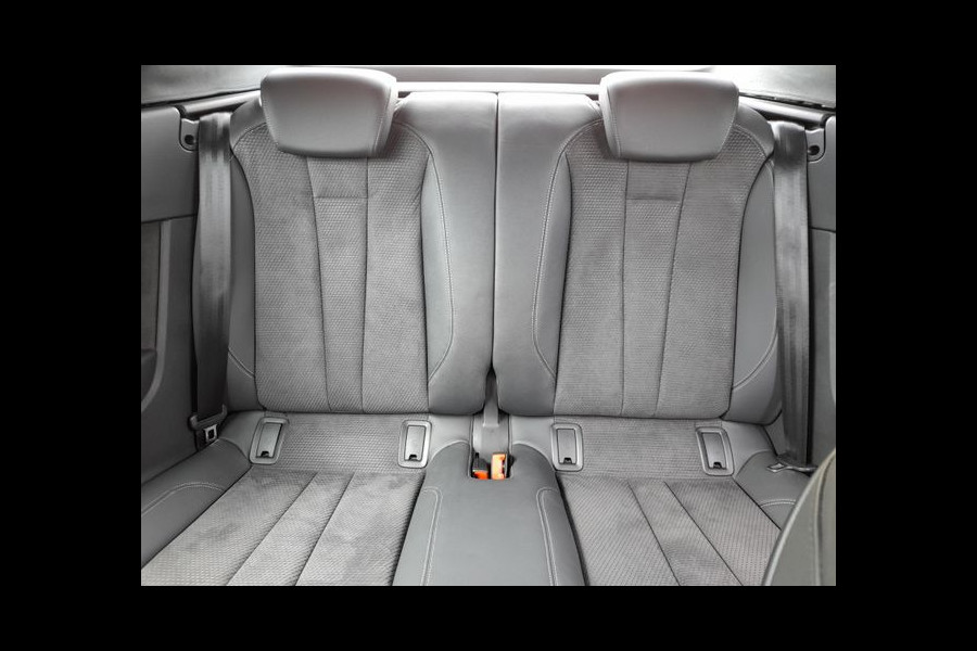 Audi A5 Cabriolet 40 Tfsi S-LINE ** MATRIX, VIRTUAL, HALF LEDER, KEYLESS, 19-inch LMV, SPIEGEL-PACK ** UNFALLFREI - VOL. DEALER ONDERH ** ** INFORMEER OOK NAAR ONZE AANTREKKELIJKE FINANCIAL-LEASE TARIEVEN **