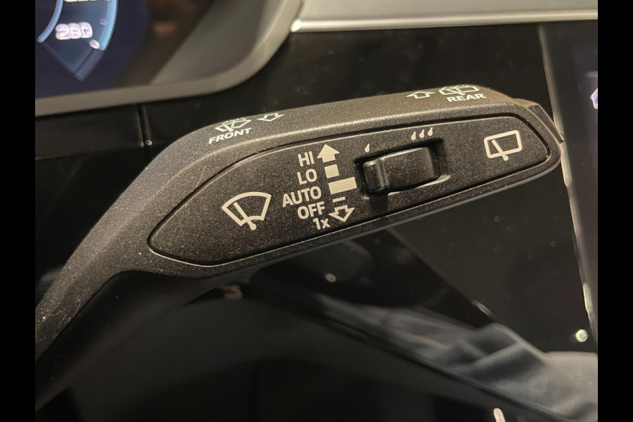Audi e-tron 55 Quattro Business 95 kWh|90% SOH|GROTE ACCU|LEDER|TREKH|CARPLAY|MEMORY|STOELVERW|CLIMA+CRUISE|NL|NAP|IN. BTW|1e EIG|