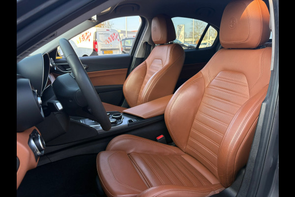 Alfa Romeo Giulia 2.0T Super (RIJKLAARPRIJS/BOVAG)