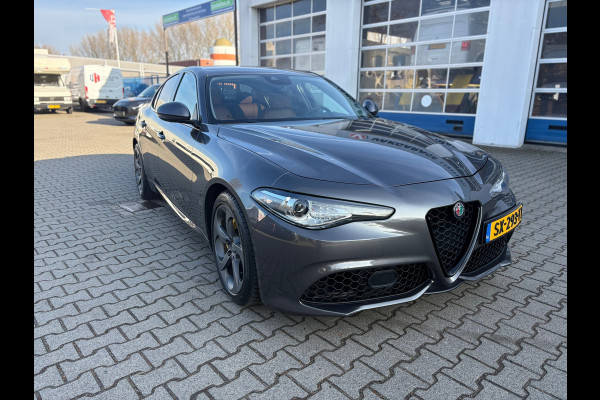 Alfa Romeo Giulia 2.0T Super (RIJKLAARPRIJS/BOVAG)