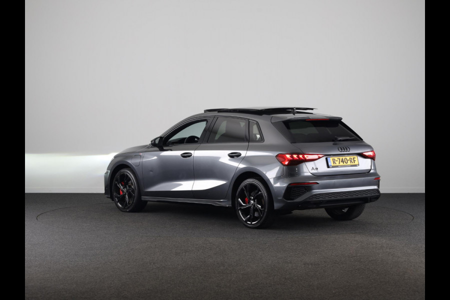 Audi A3 Sportback 45 TFSI e S edition Competition 245pk | Panoramadak | Electrisch verstelbare voorstoelen | Full Led koplampen | Adaptieeve cruise controle