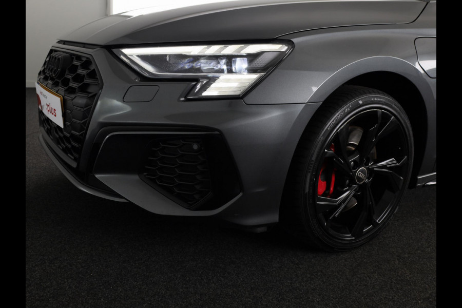 Audi A3 Sportback 45 TFSI e S edition Competition 245pk | Panoramadak | Electrisch verstelbare voorstoelen | Full Led koplampen | Adaptieeve cruise controle