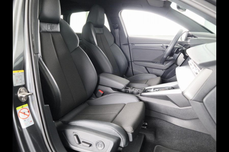 Audi A3 Sportback 45 TFSI e S edition Competition 245pk | Panoramadak | Electrisch verstelbare voorstoelen | Full Led koplampen | Adaptieeve cruise controle