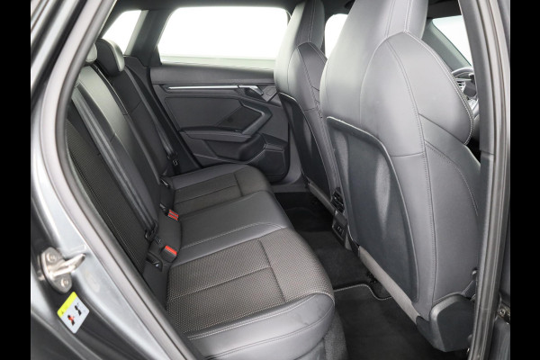 Audi A3 Sportback 45 TFSI e S edition Competition 245pk | Panoramadak | Electrisch verstelbare voorstoelen | Full Led koplampen | Adaptieeve cruise controle