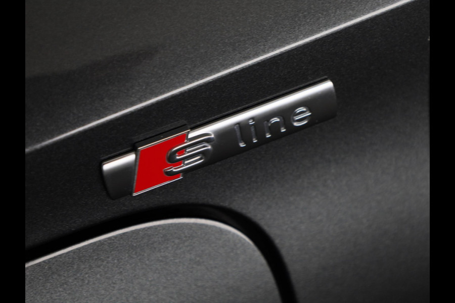 Audi A3 Sportback 45 TFSI e S edition Competition 245pk | Panoramadak | Electrisch verstelbare voorstoelen | Full Led koplampen | Adaptieeve cruise controle