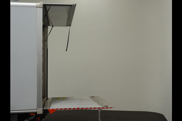 Renault Master T35 2.3 dCi 145PK Energy Bakwagen Meubelbak Laadklep Airco Cruise Control