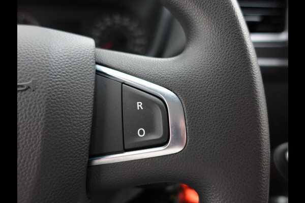 Renault Master T35 2.3 dCi 145PK Energy Bakwagen Meubelbak Laadklep Airco Cruise Control