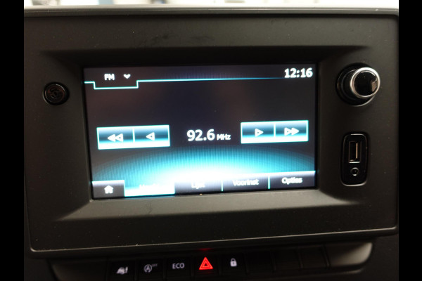 Renault Master T35 2.3 dCi 145PK Energy Bakwagen Meubelbak Laadklep Airco Cruise Control