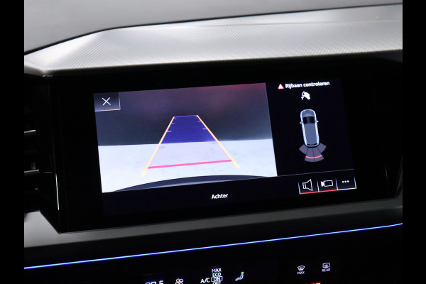 Audi Q4 e-tron 40 Launch edition Advanced Plus 77 kWh [APPLE CARPLAY, ANDROID, DIGITAL DASH, STOELVERWARMING, ADAPTIVE CRUISE, CAMERA, PDC V+A, ELEK. ACHTERKLEP, CLIMATE, NIEUWSTAAT]