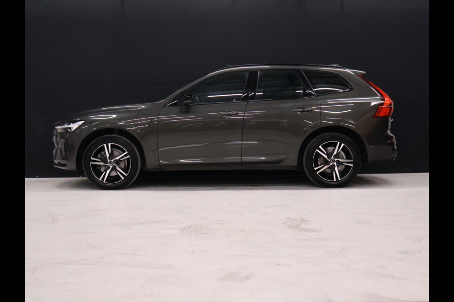 Volvo XC60 2.0 T8 AWD R-Design [SCHUIFKANTELDAK, MEMORY SEATS, APPLE CARPLAY, TREKHAAK INKLAPBAAR,  HARMAN/KARDON, STUURVERWARMING, 360 CAMERA, STOELVERWARMING, VOL LEDER, CRUISE, CLIMATE, NIEUWSTAAT]