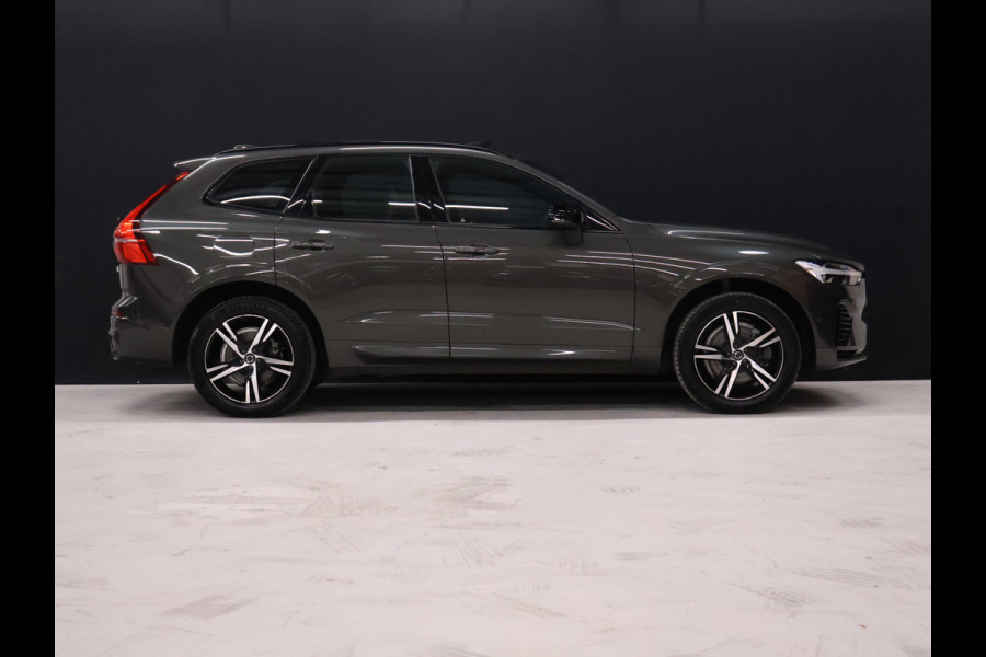 Volvo XC60 2.0 T8 AWD R-Design [SCHUIFKANTELDAK, MEMORY SEATS, APPLE CARPLAY, TREKHAAK INKLAPBAAR,  HARMAN/KARDON, STUURVERWARMING, 360 CAMERA, STOELVERWARMING, VOL LEDER, CRUISE, CLIMATE, NIEUWSTAAT]