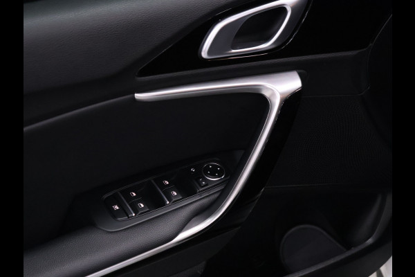 Kia ProCeed 1.0 T-GDi GT-Line [APPLE CARPLAY, ANDROID, SPORTSTOELEN, STUURVERWARMING, SPORTSTUUR, STOELVERWARMING, CAMERA, KEYLESS ENTRY, LANE ASSIST, CRUISE, ELEK. ACHTERKLEP, CLIMATE, NIEUWSTAAT]