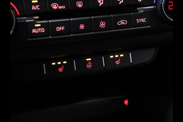 Kia ProCeed 1.0 T-GDi GT-Line [APPLE CARPLAY, ANDROID, SPORTSTOELEN, STUURVERWARMING, SPORTSTUUR, STOELVERWARMING, CAMERA, KEYLESS ENTRY, LANE ASSIST, CRUISE, ELEK. ACHTERKLEP, CLIMATE, NIEUWSTAAT]