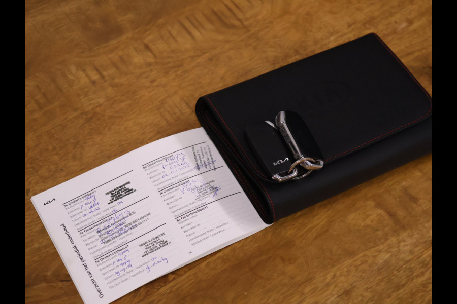 Kia ProCeed 1.0 T-GDi GT-Line [APPLE CARPLAY, ANDROID, SPORTSTOELEN, STUURVERWARMING, SPORTSTUUR, STOELVERWARMING, CAMERA, KEYLESS ENTRY, LANE ASSIST, CRUISE, ELEK. ACHTERKLEP, CLIMATE, NIEUWSTAAT]