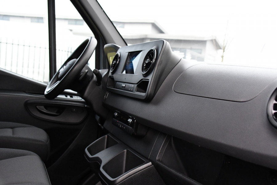 Mercedes-Benz Sprinter 315 1.9 CDI L2H2 RWD PB Edition Camera, Carplay, 150pk, Trekhaak, Stoelverwarming, Multimedia, Automaat, Uniek!