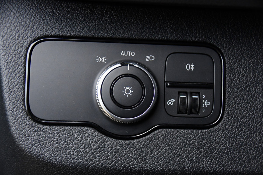 Mercedes-Benz Sprinter 315 1.9 CDI L2H2 RWD PB Edition Camera, Carplay, 150pk, Trekhaak, Stoelverwarming, Multimedia, Automaat, Uniek!